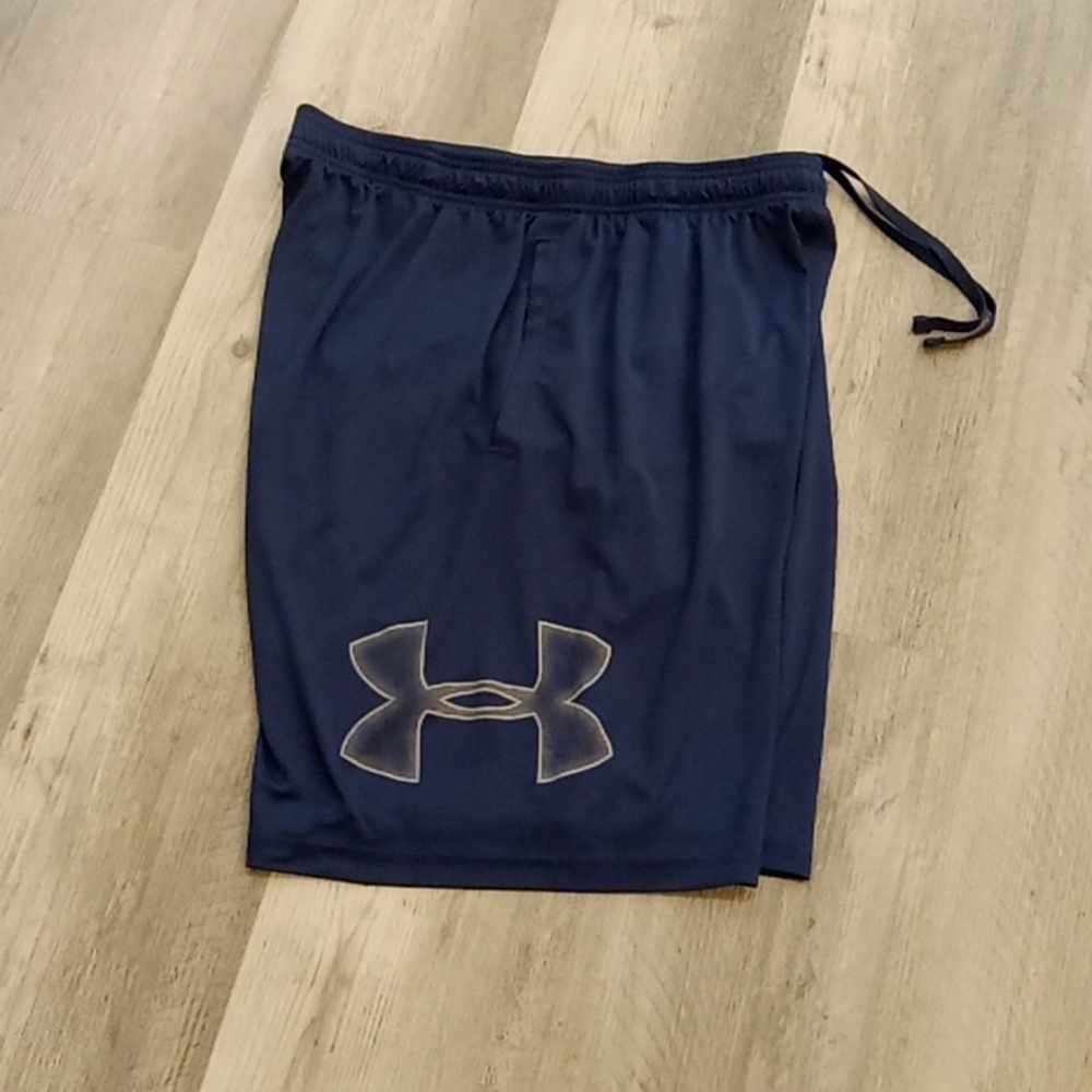 Under Armour Drawstring Shorts sz Large